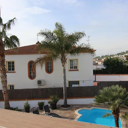 U-nique Marinada Calafell